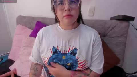 Snapshot of liz_7even chatting on March 12, 2025, 6:00 pm Eliza online show from March 12, 2025, 6:00 pm