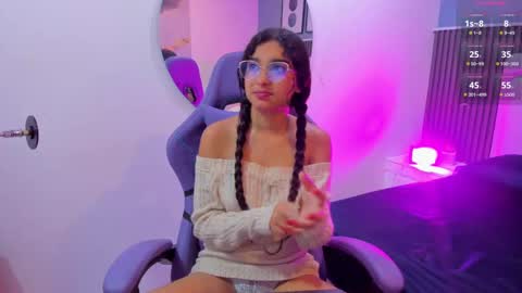 Snapshot of liz__cute chatting on October 3, 2025, 11:51 am Lizeth online show from October 3, 2025, 11:51 am