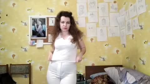 Molly online show from May 7, 2026, 3:17 pm