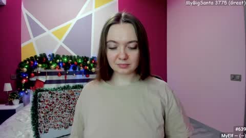 Girl next door online show from December 16, 2024, 12:38 pm