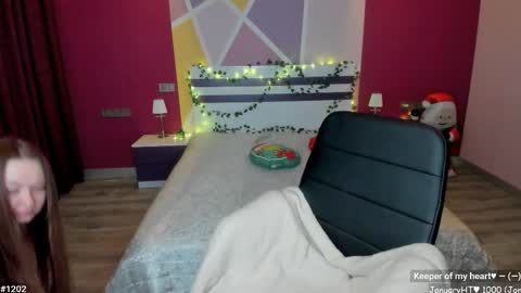 Girl next door online show from January 6, 2026, 12:42 pm