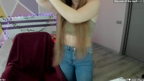 Girl next door online show from May 11, 2026, 11:38 am