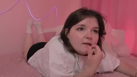 LIza online show from September 9, 2025, 9:42 am