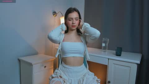 Snapshot of lizbethbiers chatting on December 18, 2024, 3:26 am Hello there im Amelia Im new here Lets have fun online show from December 18, 2024, 3:26 am