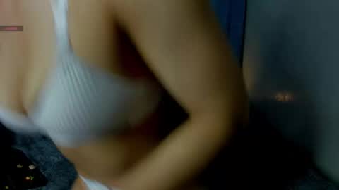 lizeth online show from March 31, 2026, 1:18 am