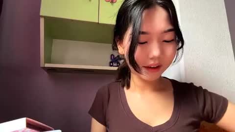 Snapshot of lizethminus chatting on July 4, 2026, 6:30 am Aoi online show from July 4, 2026, 6:30 am