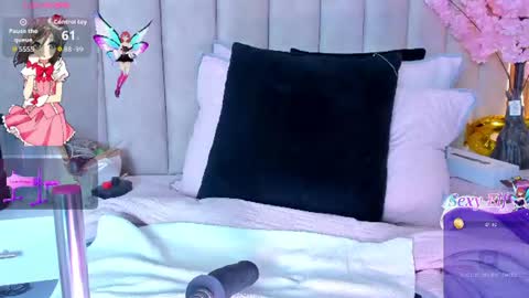 Snapshot of lizxy01 chatting on July 17, 2026, 7:30 pm Liz online show from July 17, 2026, 7:30 pm