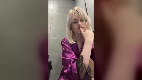 Lizzy online show from August 5, 2026, 7:00 am