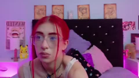Lizz online show from May 3, 2026, 12:27 am