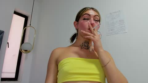 lizz_luna online show from January 14, 2025, 3:47 pm