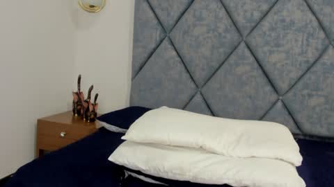 lizz_luna online show from January 27, 2025, 6:20 pm