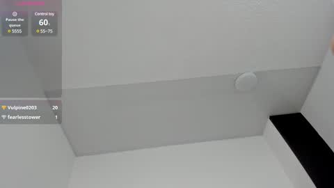 lizz_luna online show from February 13, 2025, 2:09 pm