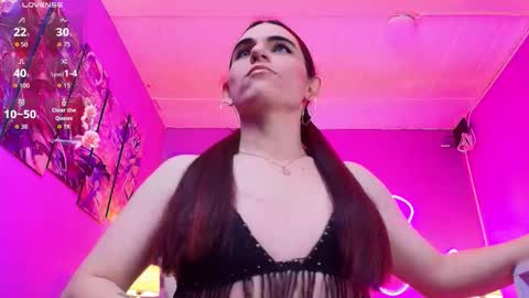 Lizeth  Tatiana Mahecha online show from March 19, 2026, 5:55 am