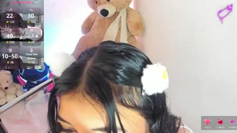 Lizz  online show from May 17, 2026, 12:23 pm