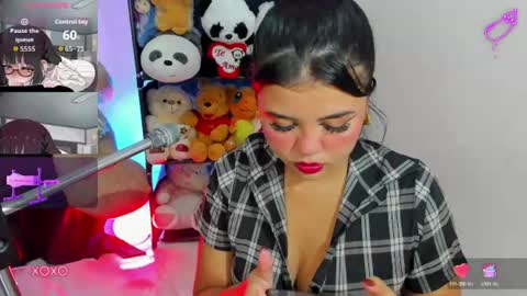 Snapshot of lizz_tender chatting on July 2, 2026, 11:22 pm Lizz online show from July 2, 2026, 11:22 pm