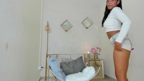 Lizza  online show from February 11, 2026, 1:38 pm