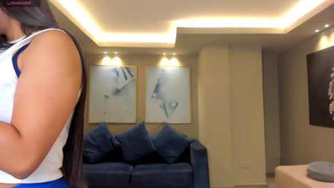 Snapshot of lizzhamilton_ chatting on January 7, 2025, 1:14 pm Lizzi  online show from January 7, 2025, 1:14 pm