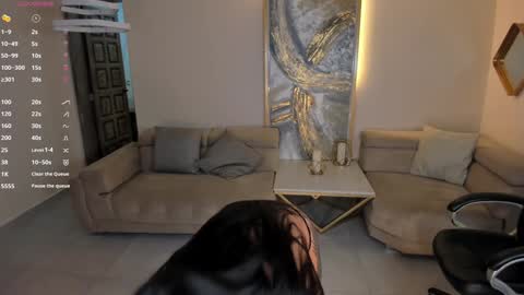 Snapshot of lizzhamilton_ chatting on February 4, 2025, 11:27 pm Lizzi  online show from February 4, 2025, 11:27 pm