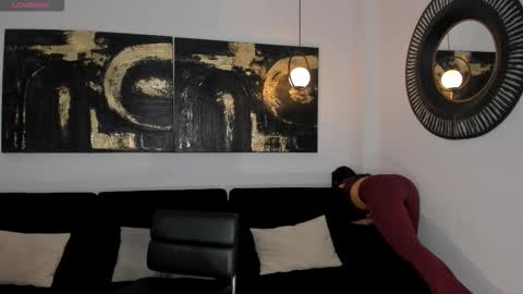 Lizzi  online show from March 8, 2026, 3:16 pm