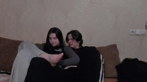 lizzi_muur online show from January 14, 2026, 8:14 pm