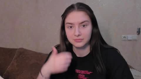 lizzi_muur online show from February 2, 2026, 6:56 am