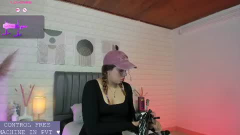  Lizzie  online show from June 13, 2026, 12:03 pm