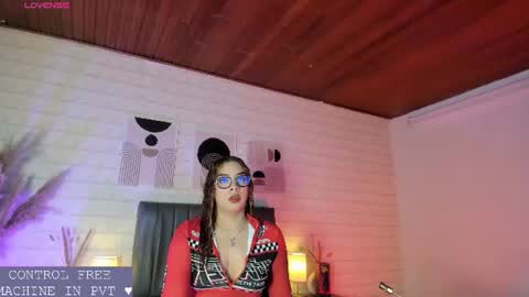  Lizzie  online show from June 22, 2026, 12:02 pm
