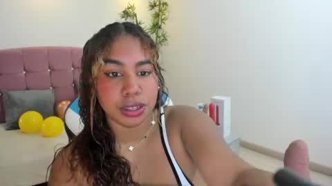 lizzie_williamss online show from June 26, 2026, 4:17 am