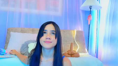 lizzy_kane online show from May 4, 2026, 8:05 pm