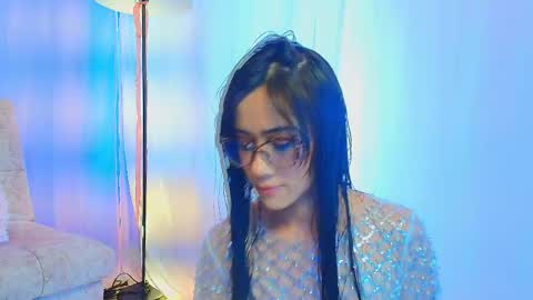 lizzy_kane online show from May 7, 2026, 8:14 pm