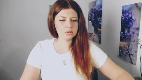 Lizzy3 online show from June 18, 2026, 10:41 am