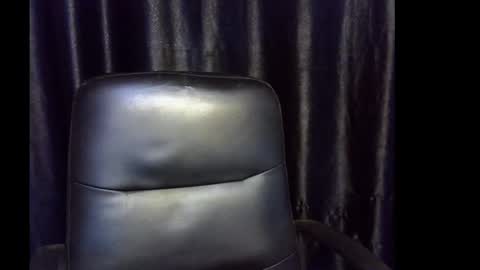 Snapshot of lizzy_petite chatting on September 23, 2025, 10:18 am lizzy online show from September 23, 2025, 10:18 am