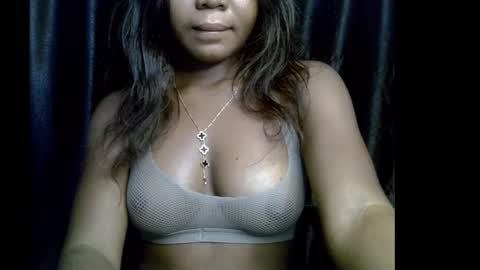 Snapshot of lizzy_petite chatting on September 27, 2025, 8:30 am lizzy online show from September 27, 2025, 8:30 am