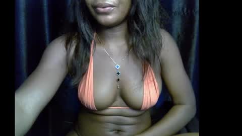 Snapshot of lizzy_petite chatting on September 28, 2025, 8:47 pm lizzy online show from September 28, 2025, 8:47 pm