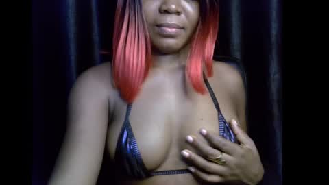 Snapshot of lizzy_petite chatting on October 23, 2025, 11:46 pm lizzy online show from October 23, 2025, 11:46 pm