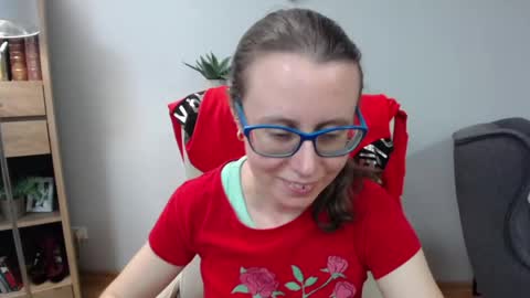 Lizzy online show from May 5, 2026, 6:21 am