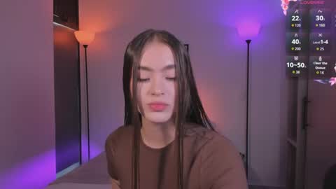 Lizzy Colins online show from July 5, 2026, 1:07 pm