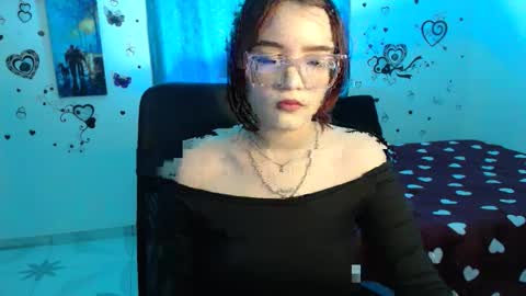 Elizabeth but call me Lizz  online show from February 21, 2025, 12:28 pm