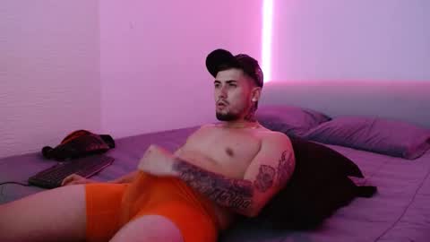 Snapshot of lliamm_2 chatting on February 8, 2025, 1:11 am lliamm 2 online show from February 8, 2025, 1:11 am