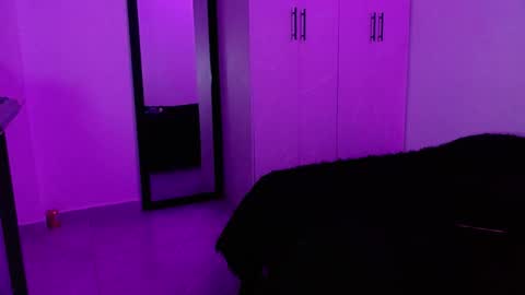 Snapshot of lliamm_2 chatting on April 9, 2026, 5:29 am lliamm 2 online show from April 9, 2026, 5:29 am