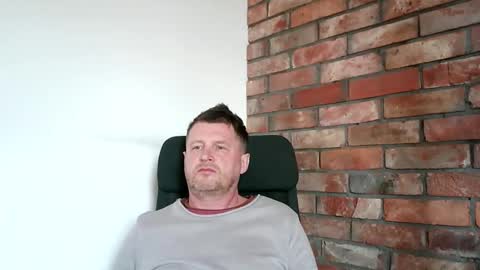 Snapshot of lllukasssxxx chatting on May 7, 2026, 1:16 pm lllukasssxxx online show from May 7, 2026, 1:16 pm