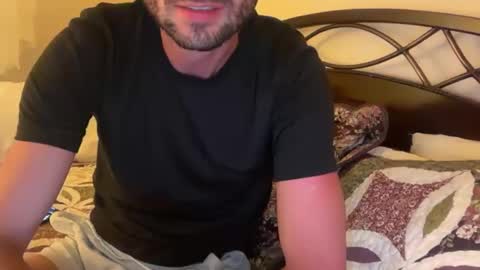 Snapshot of lmoney2011 chatting on September 21, 2025, 1:18 am lmoney2011 online show from September 21, 2025, 1:18 am