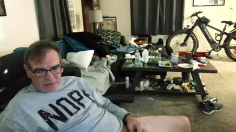 Snapshot of lngdickdaddy chatting on October 24, 2025, 1:13 am LongDick Daddy online show from October 24, 2025, 1:13 am