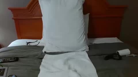 Snapshot of lnsideher69 chatting on October 12, 2025, 12:53 am John online show from October 12, 2025, 12:53 am