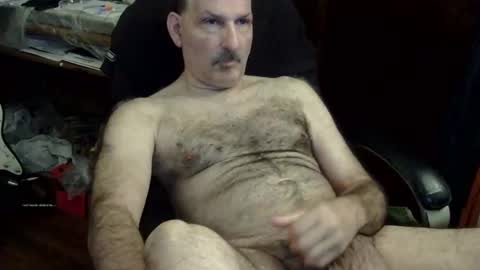 loades182025 online show from October 3, 2025, 2:19 am