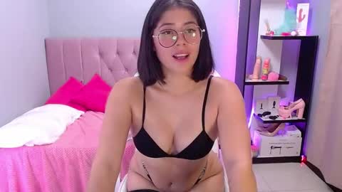Pamela online show from March 11, 2025, 8:20 pm