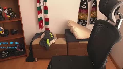 Lobito blanco Thefckingwolf main account online show from January 9, 2026, 5:37 pm