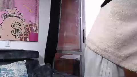 Snapshot of lobocruzhair1 chatting on February 4, 2025, 11:27 am lobocruzlatino online show from February 4, 2025, 11:27 am