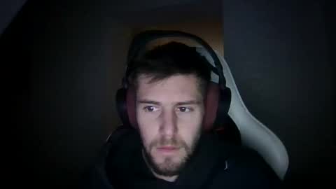 lobo online show from November 23, 2025, 12:38 pm