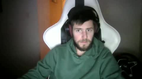 lobo online show from December 17, 2025, 3:34 am